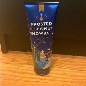 Bath & Body Works Frosted Coconut Snowball Lotion